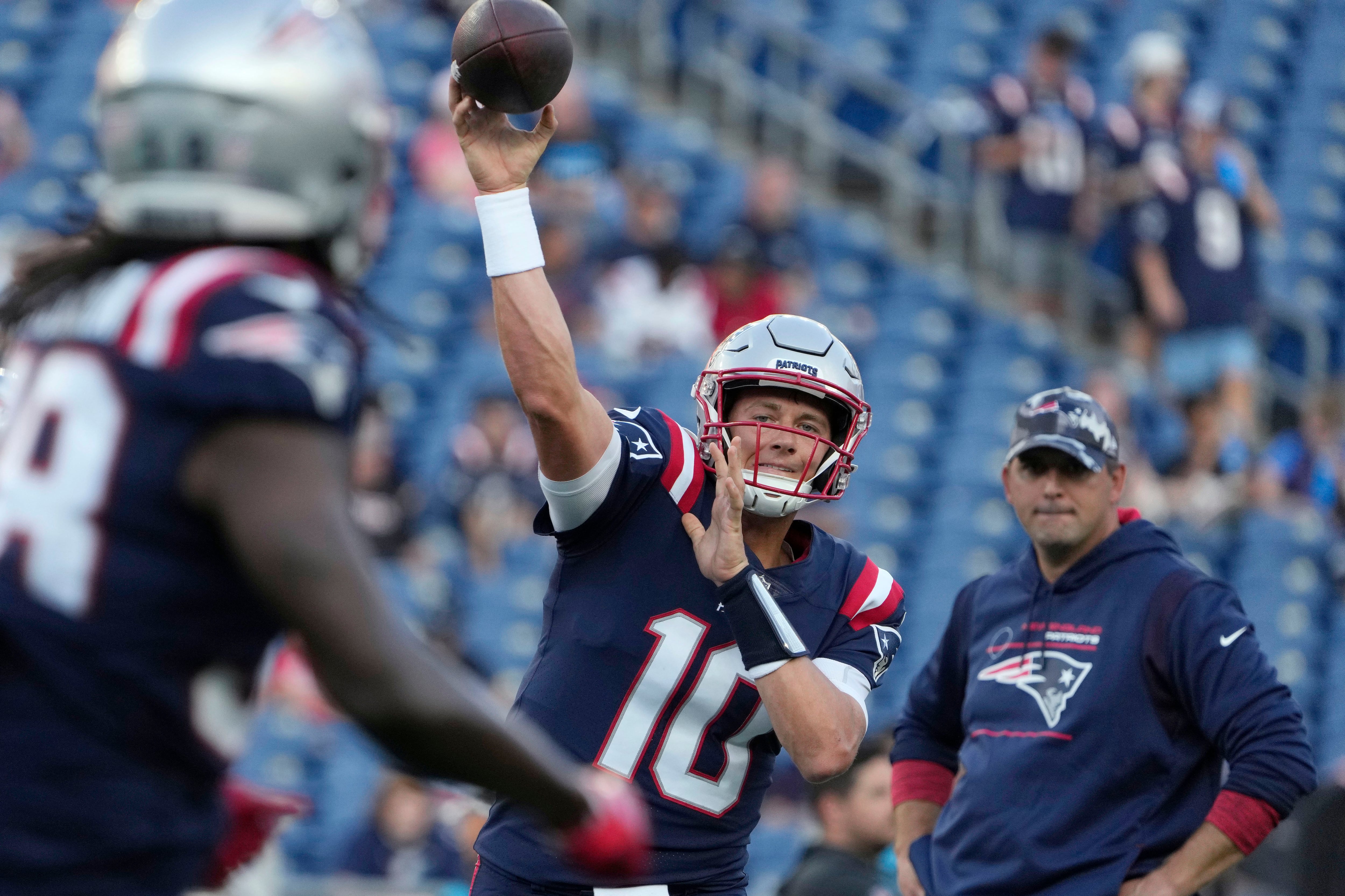 Jones helps Patriots beat Panthers 20-10 in preseason game