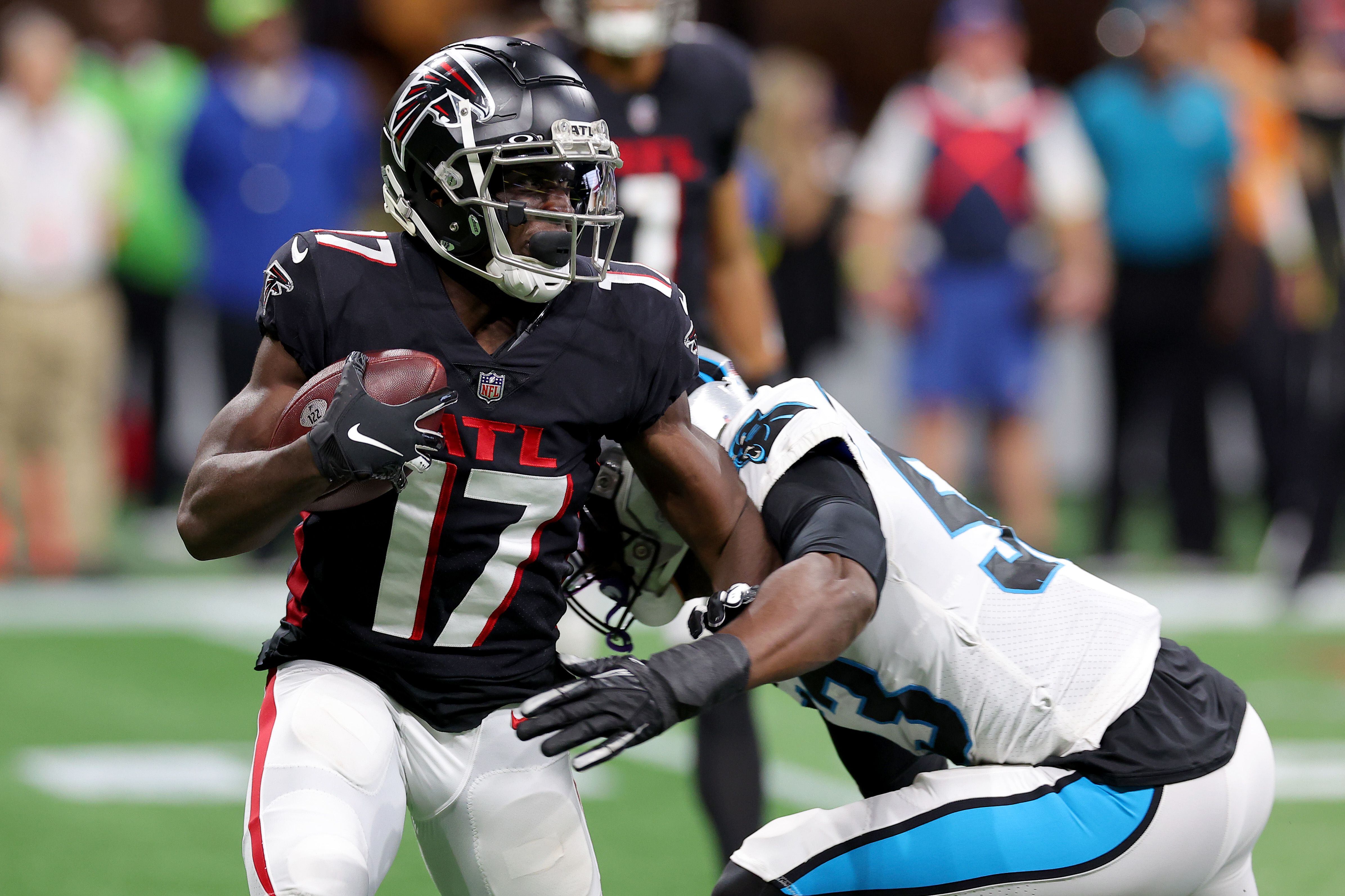 Photos: Falcons vs. Panthers (Nov. 10, 2022) – WSOC TV