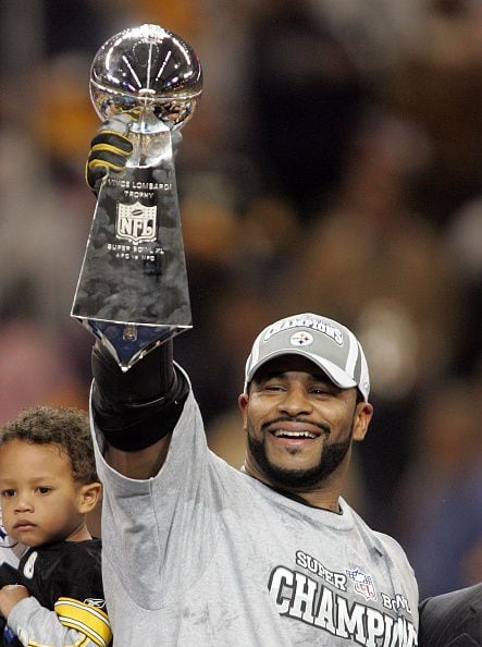 NFL Hall of Famer Bettis goes back to Notre Dame for degree - Mississippi  Catholic