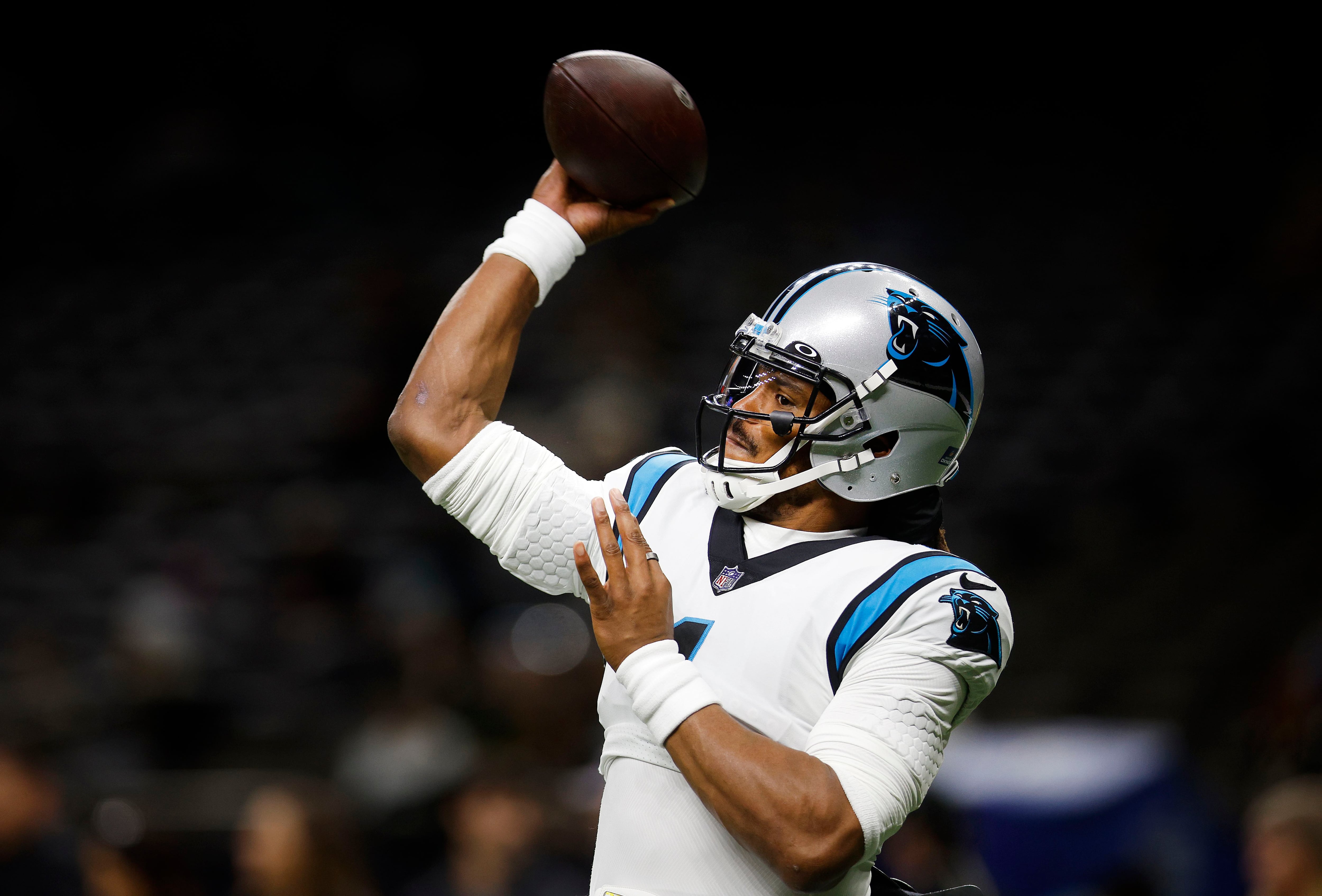 Panthers' QB change provides only a brief spark, not a win