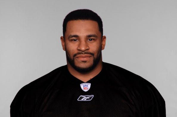 Hall of Fame RB Jerome Bettis earns college degree 28 years after leaving  Notre Dame, Trending