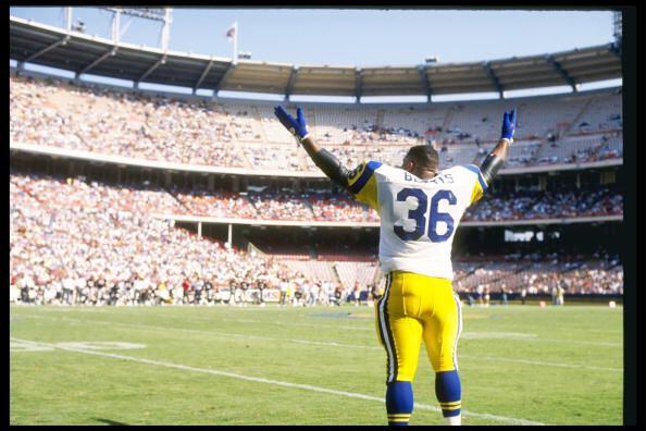 Hall of Fame RB Jerome Bettis earns college degree 28 years after leaving  Notre Dame, Trending