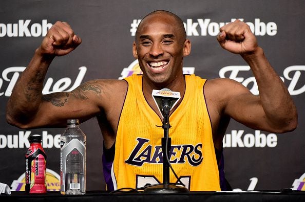 Kobe Bryant Tweets Picture of Self in Hornets Hat in Honor of Charlotte  Name Change (Photo) 