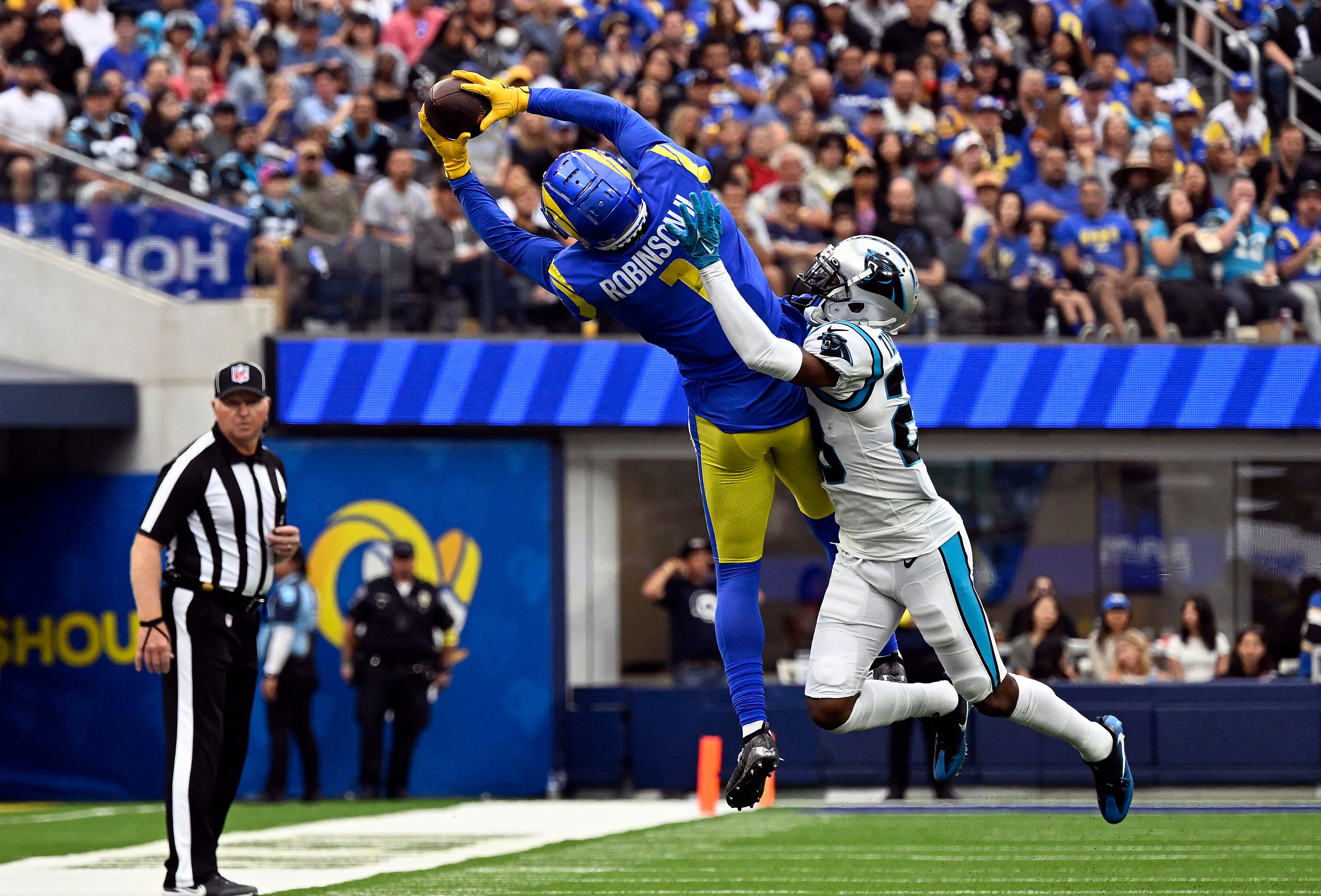 2,223 Carolina Panthers V Los Angeles Rams Photos & High Res