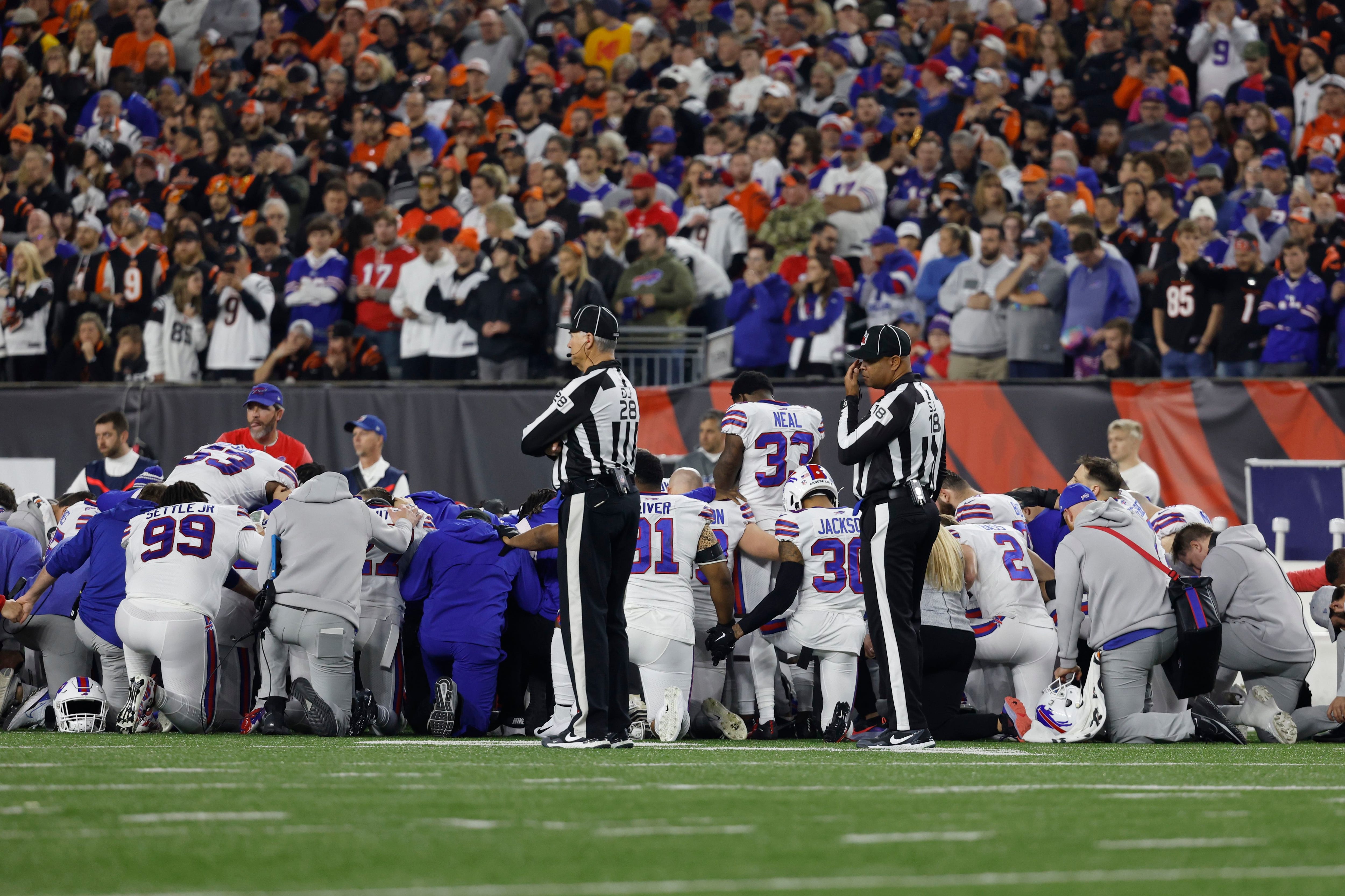 Damar Hamlin attends Bills, Bengals playoff game as safety continues to  recover – 101 ESPN