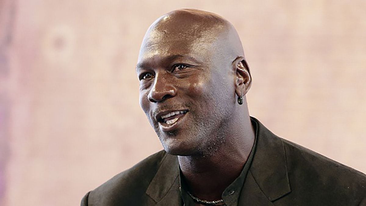 Michael Jordan Donates $1.1 Million To High School He Graduated From