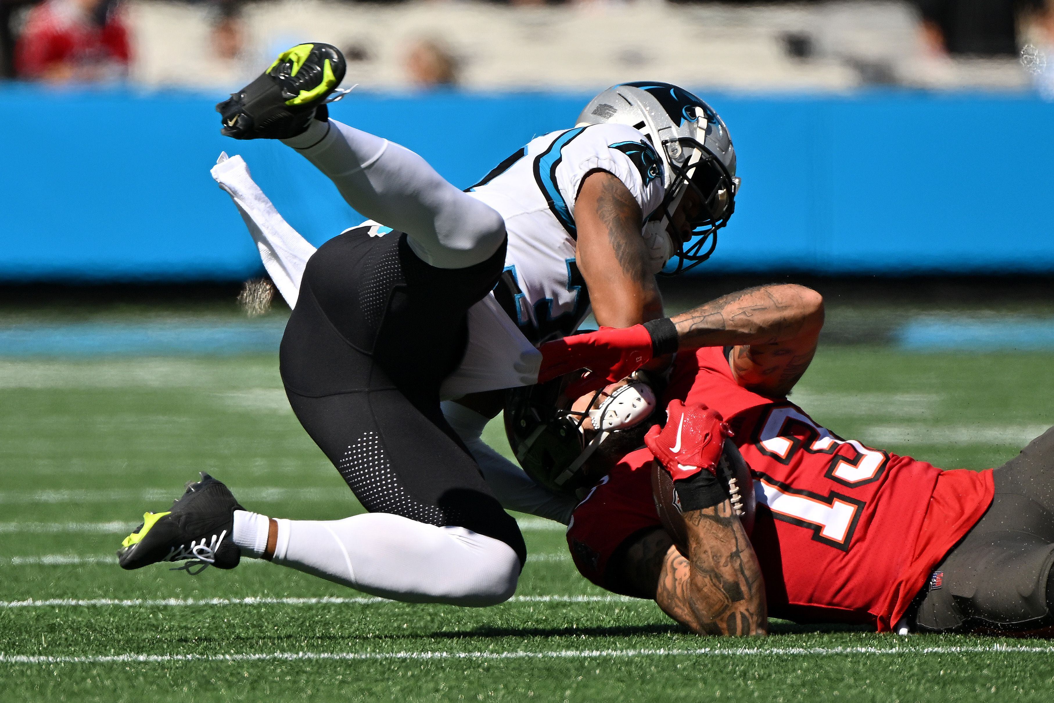 Panthers beat Buccaneers behind strong rushing attack, two TDs from QB  Walker