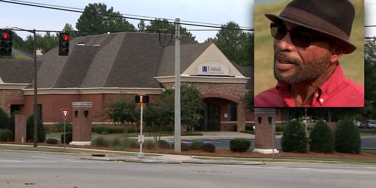 Georgia Doctor Says Bank Employees Called Police On Him While